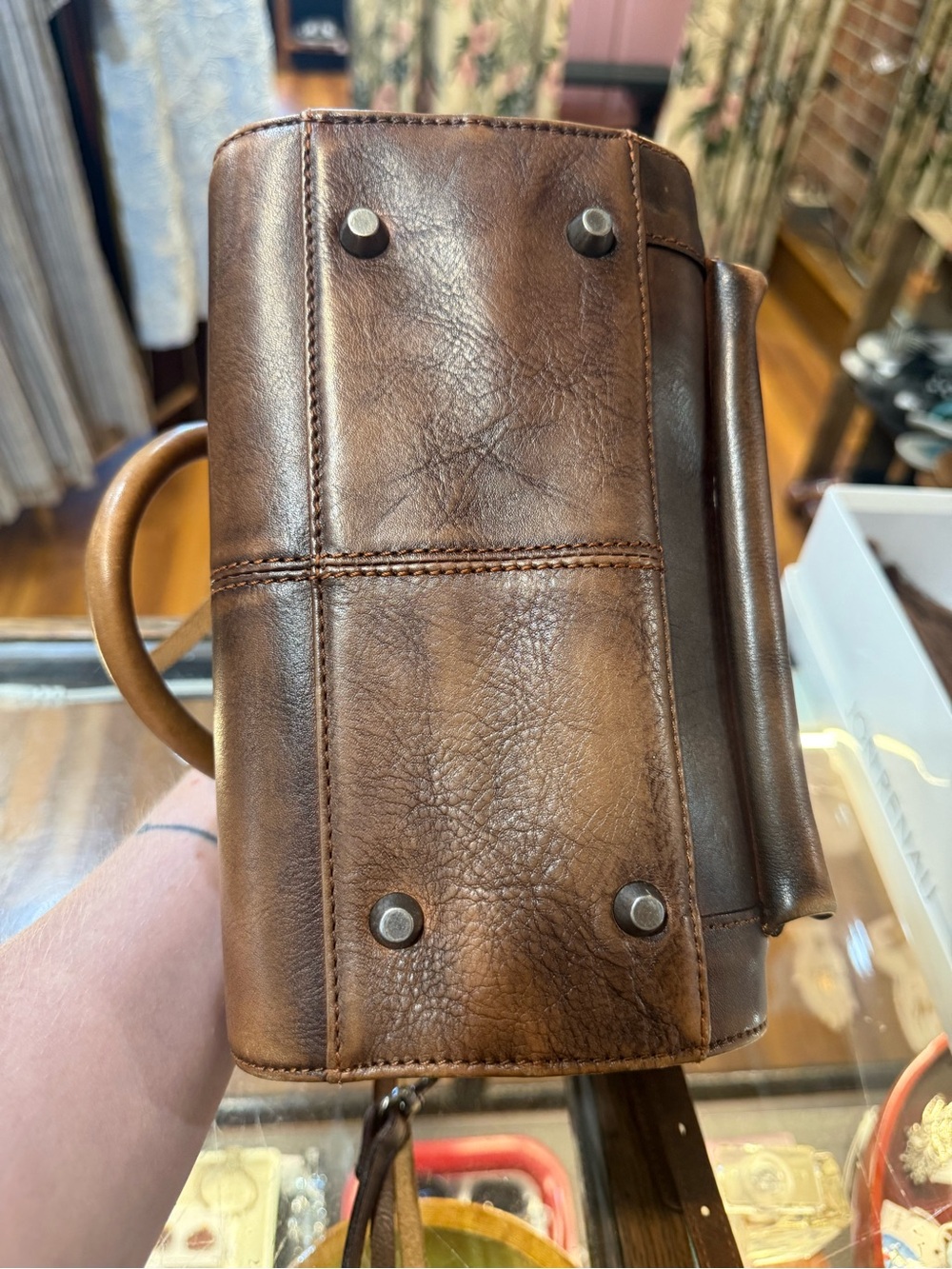 Old Trend Pansy mini satchel bag dark brown leather - Picture 6 of 9